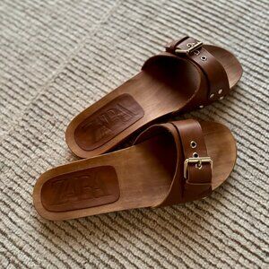 Zara wood slides (Sz US 9 EU 39)